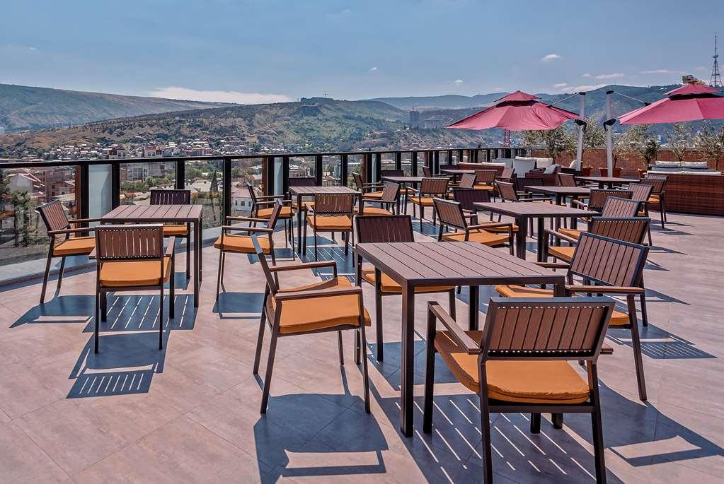 Ramada By Wyndham Tbilisi Old City Hotel Luaran gambar